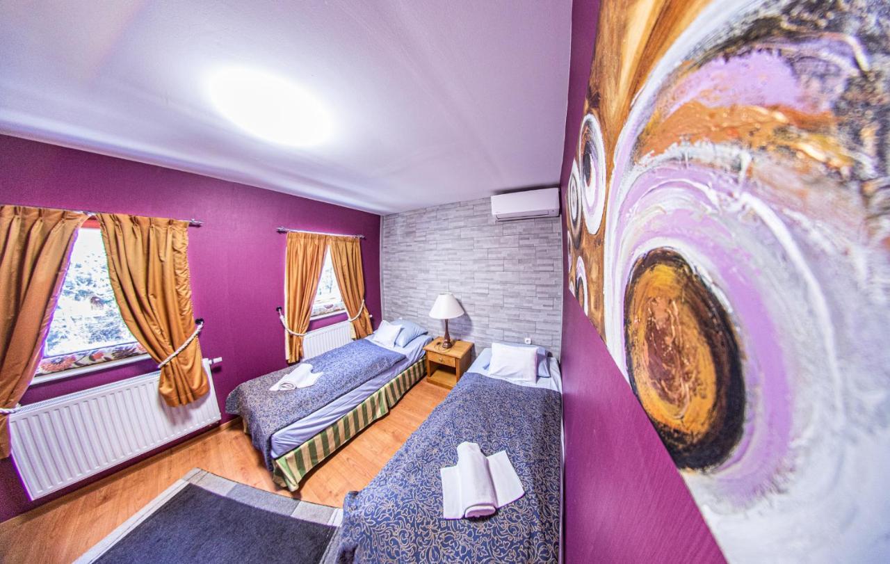 Borhotel Sziluett Farkasmaly Gyongyos Exterior photo