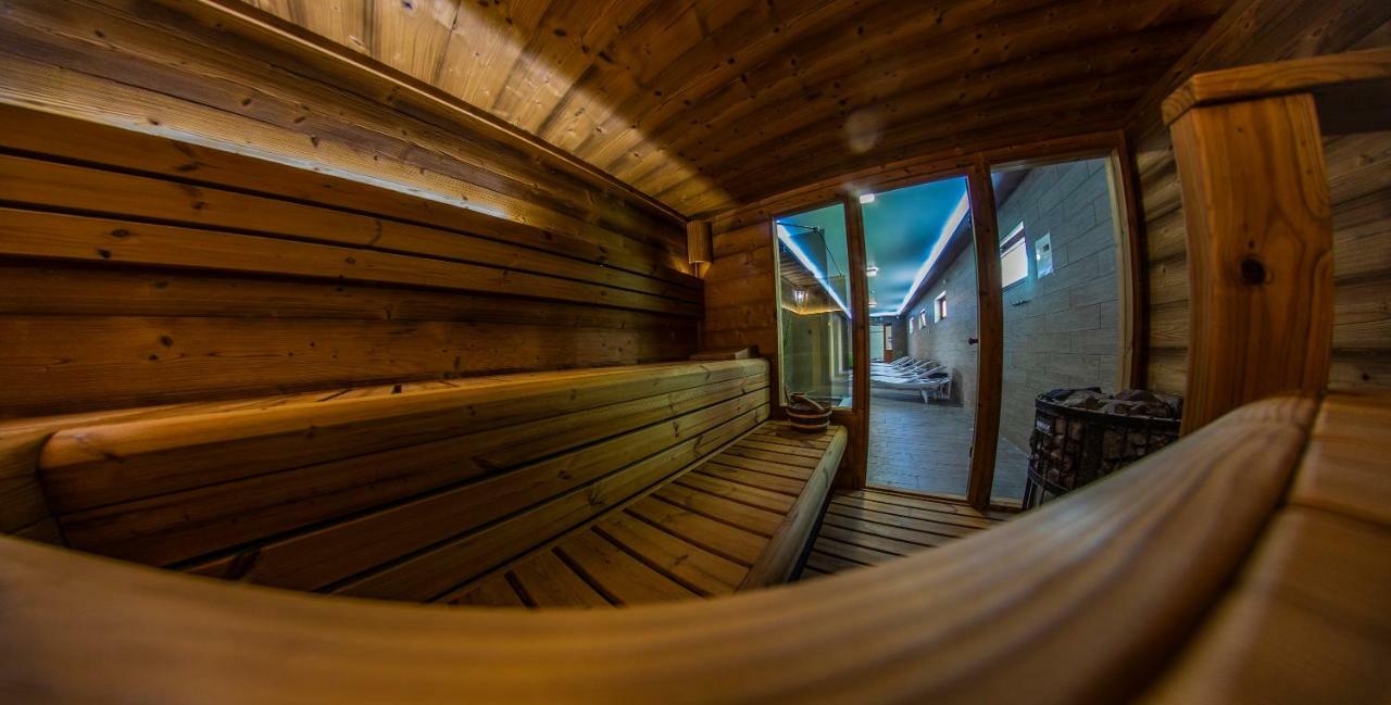 Borhotel Sziluett Farkasmaly Gyongyos Exterior photo